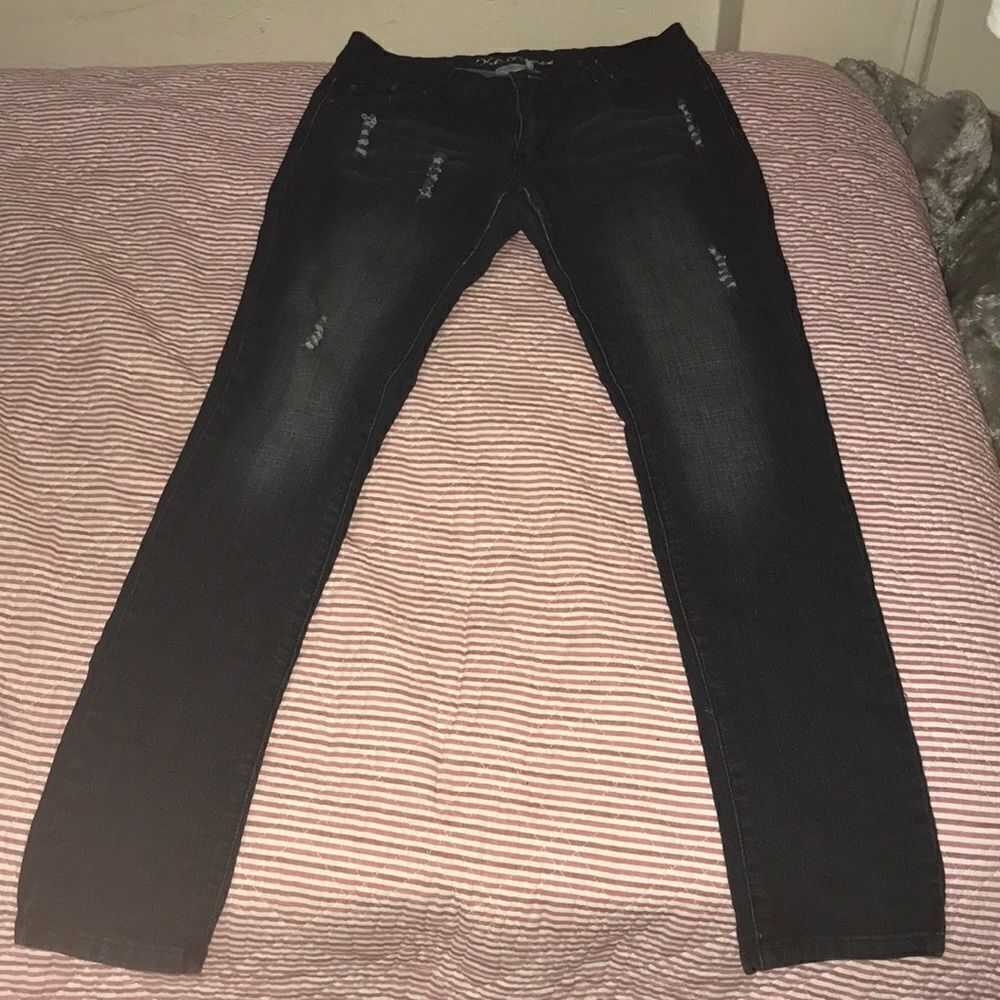 🌻Dark grey Super skinny ripped jeans